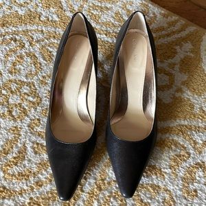 Brand new. Never worn.